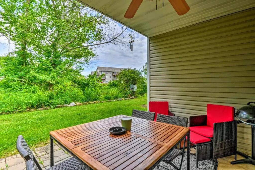 Experience Euphoria At Branson'S Fall Creek Condo Eksteriør bilde